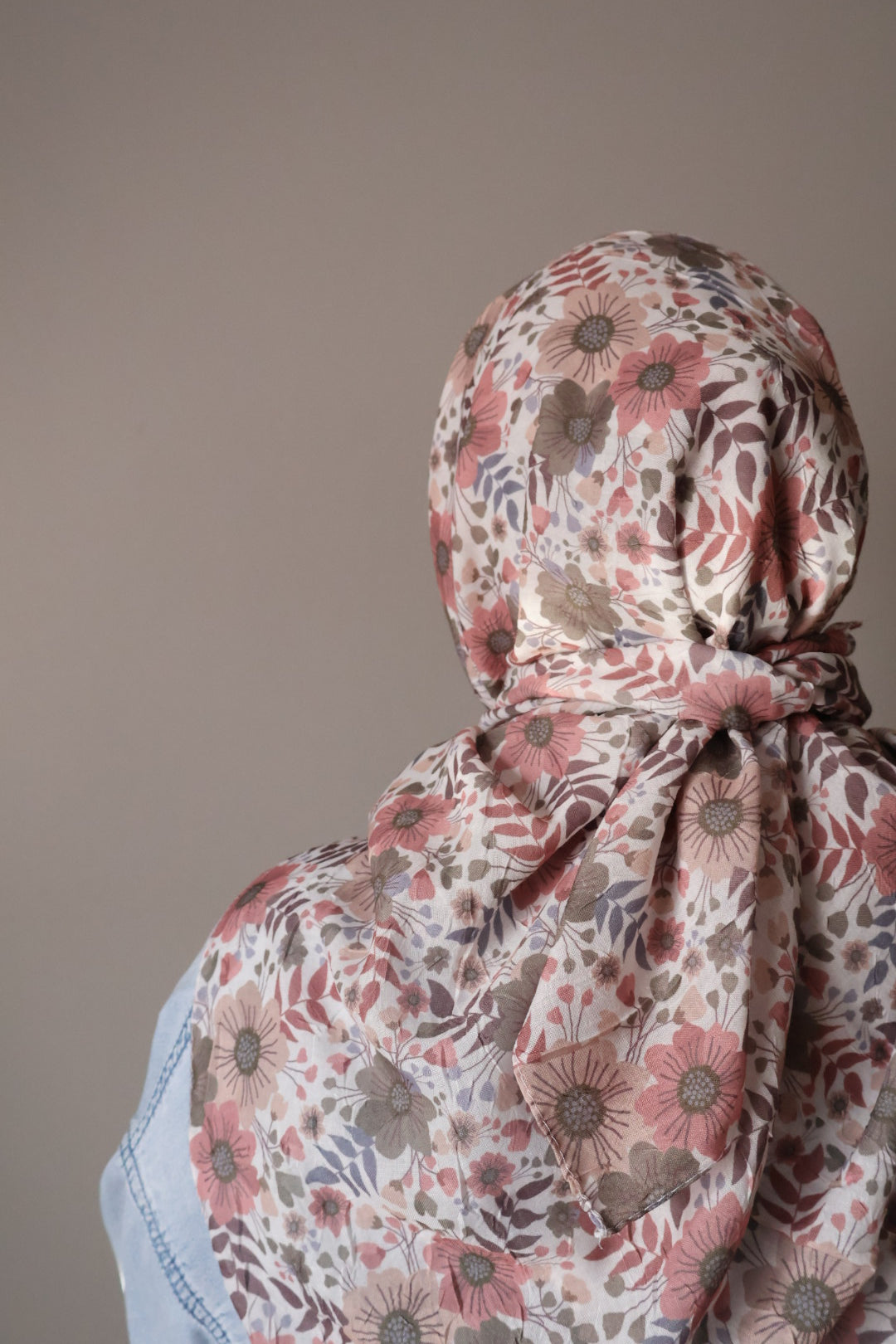 Daisy Square Scarf